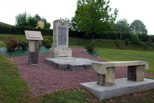 Hommage aux victimes du massacre de la Barde